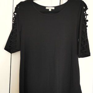 Black short sleeve top